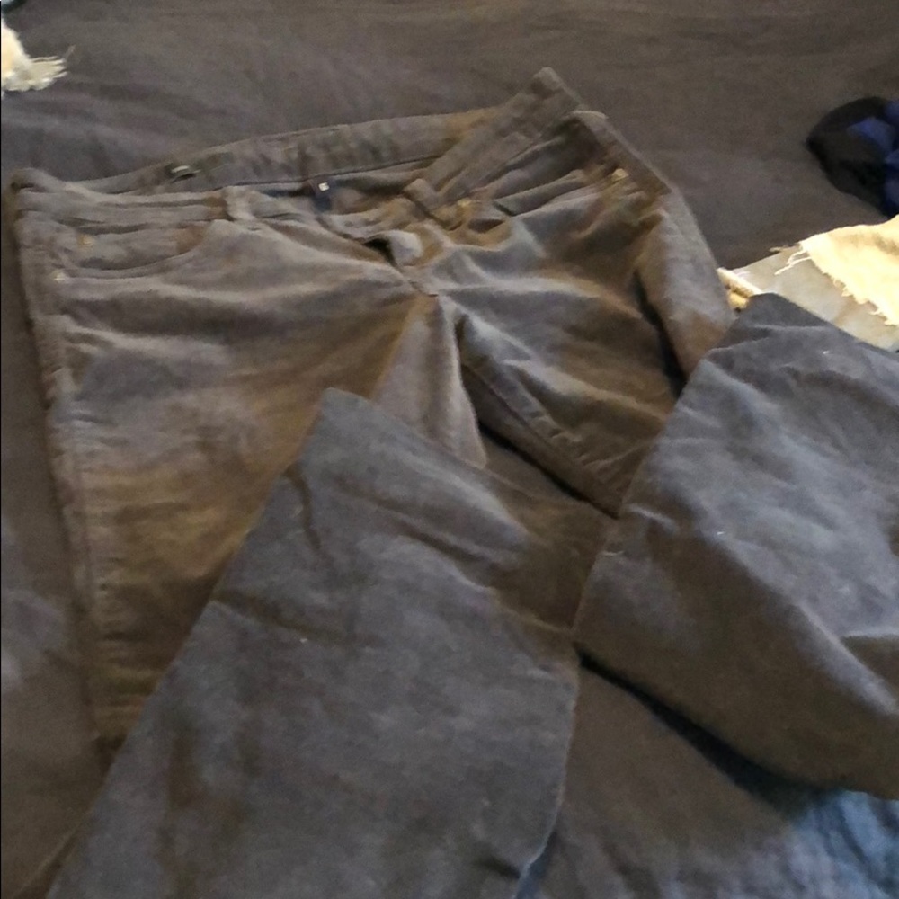 Grey skinny corduroys.